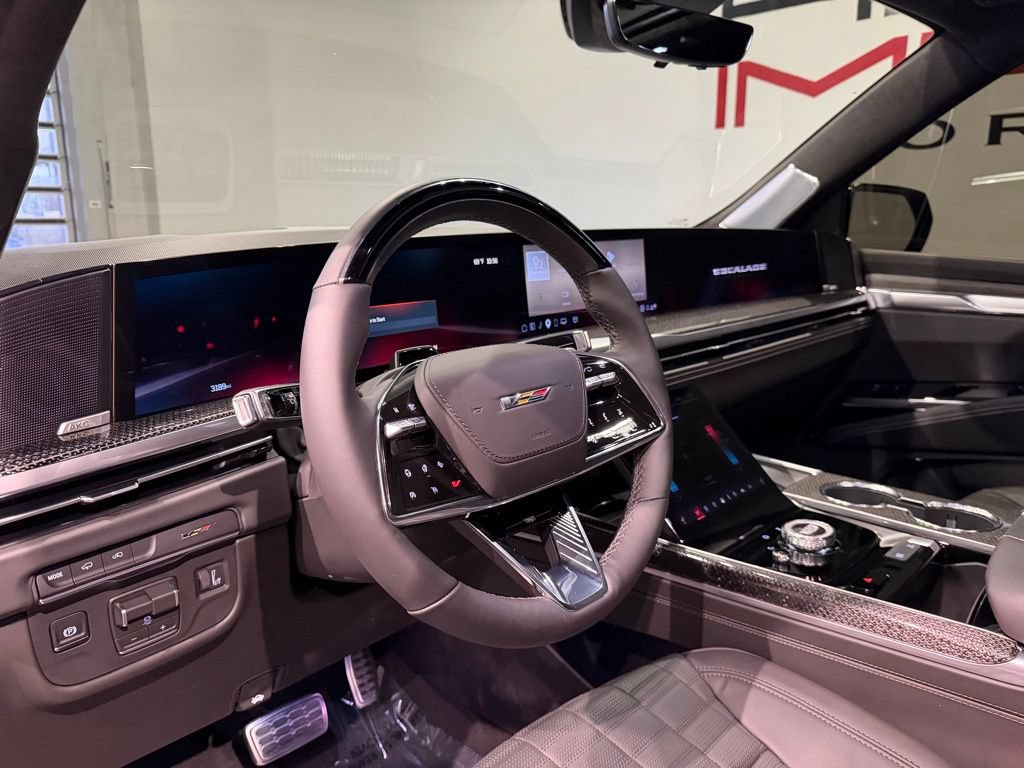 Used 2026 Cadillac Escalade ESV V AWD/4WD image 11