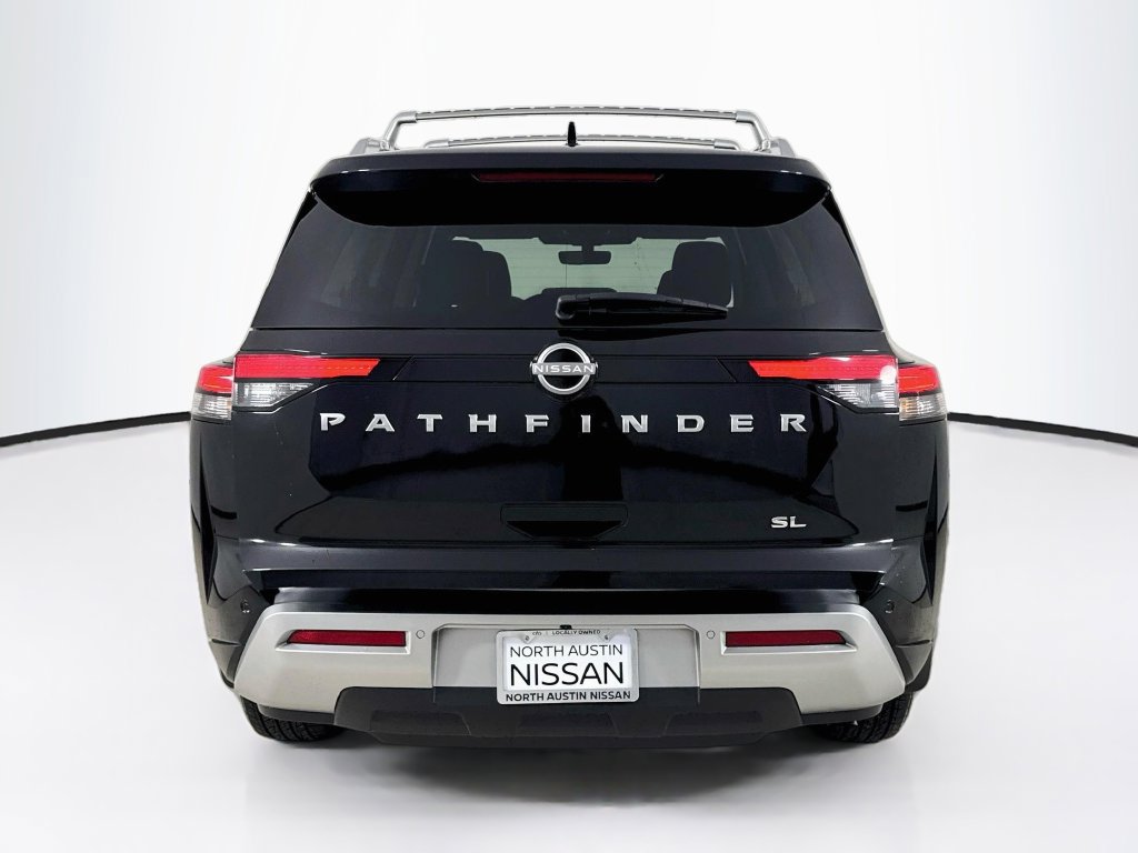 Used 2025 Nissan Pathfinder SL FWD image 7
