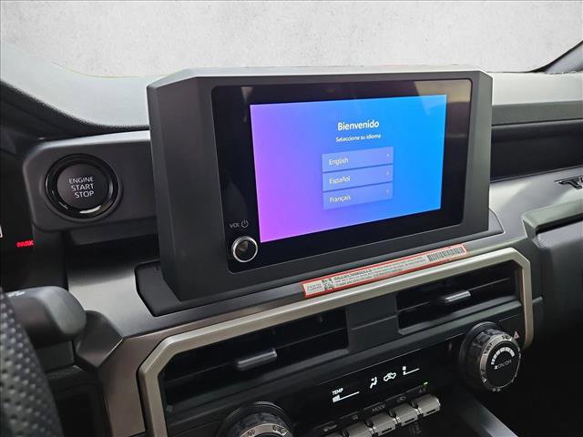 Used 2025 Toyota Tacoma SR5 AWD/4WD image 12