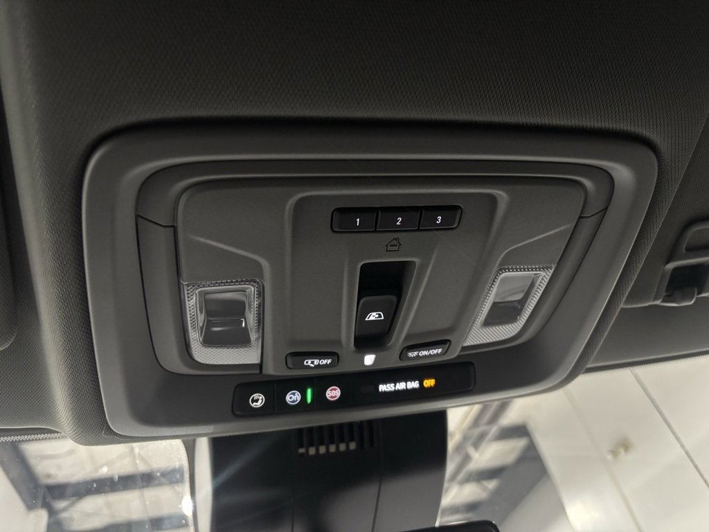 New 2026 GMC Sierra 1500 SLE w/ Preferred Package image 24