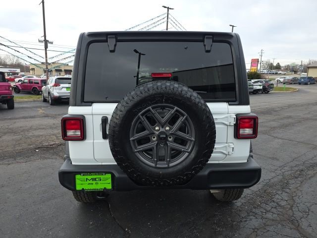 Used 2024 Jeep Wrangler Sport S image 5