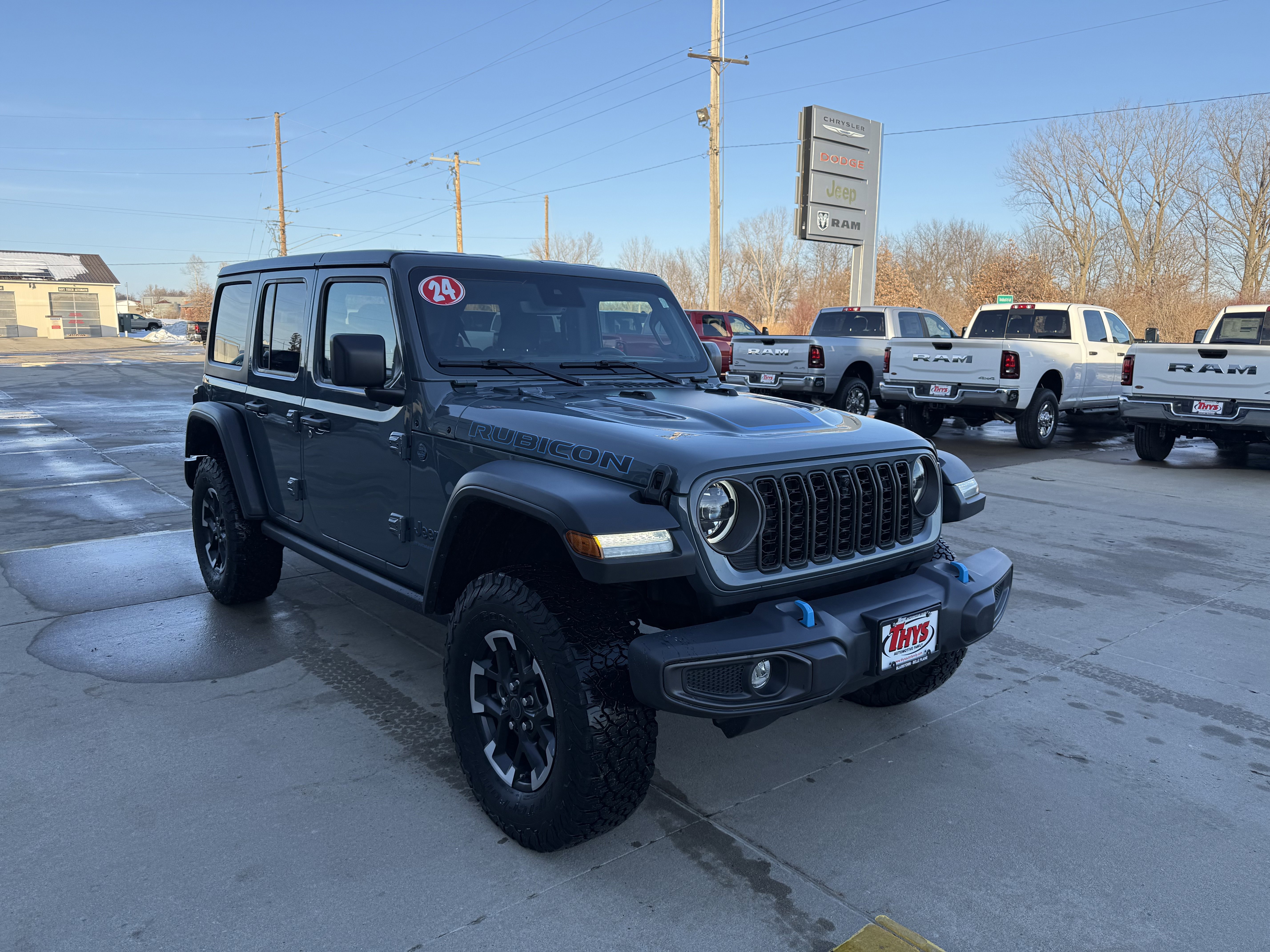 Used 2024 Jeep Wrangler Unlimited Rubicon 4xe w/ Technology Group image 46