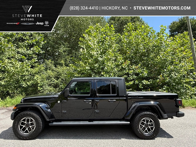 Used 2021 Jeep Gladiator Sport AWD/4WD video 1