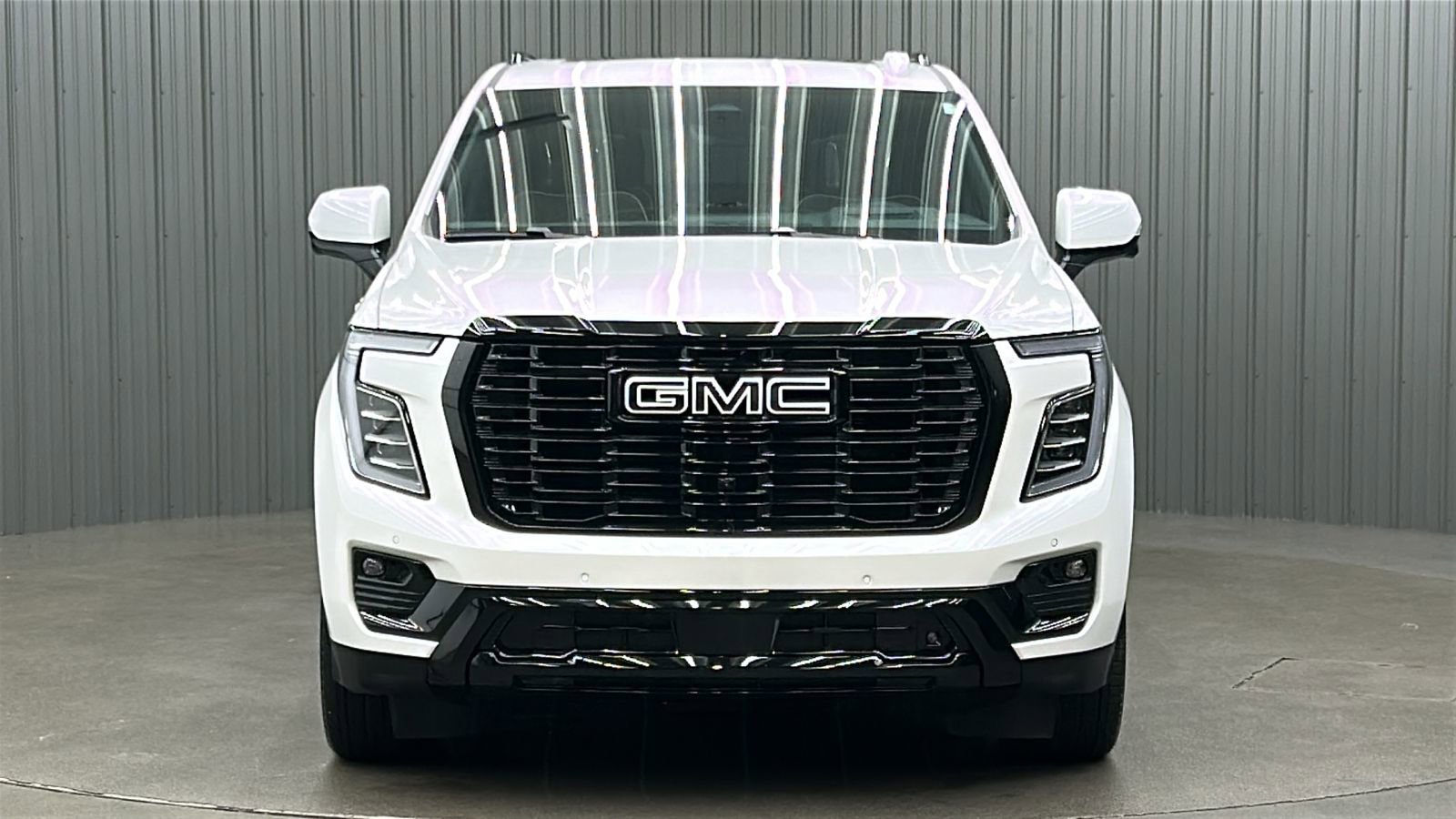 Used 2025 GMC Yukon XL Denali Ultimate image 8