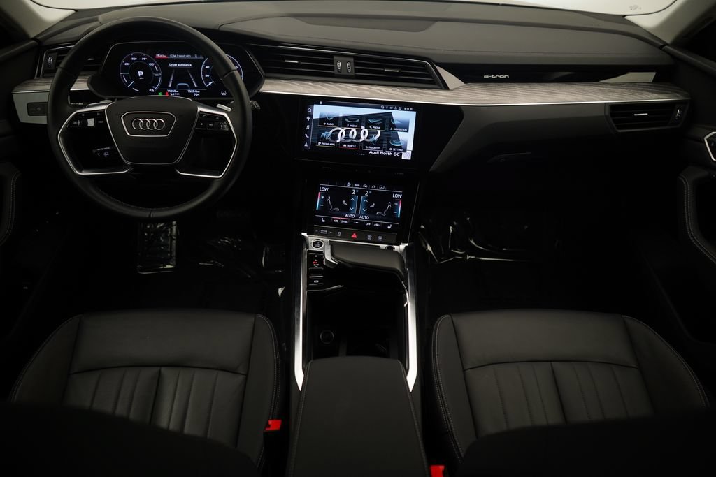 Certified 2024 Audi Q8 e-tron Premium AWD/4WD image 8
