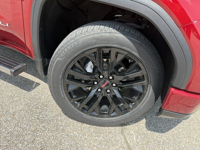Used 2024 GMC Sierra 1500 Denali w/ Technology Package AWD/4WD image 42