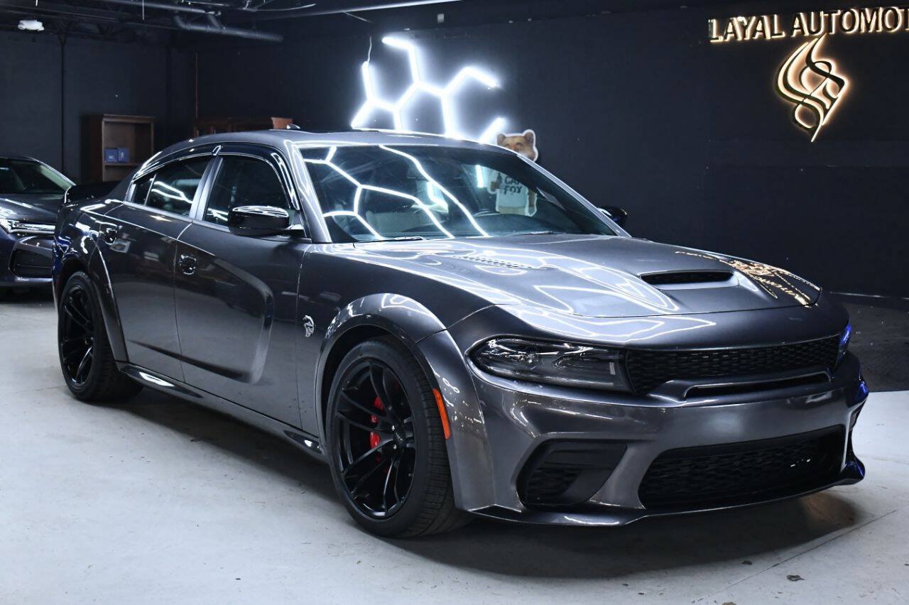 Used 2023 Dodge Charger SRT Hellcat w/ Harman/Kardon Audio Group RWD image 4