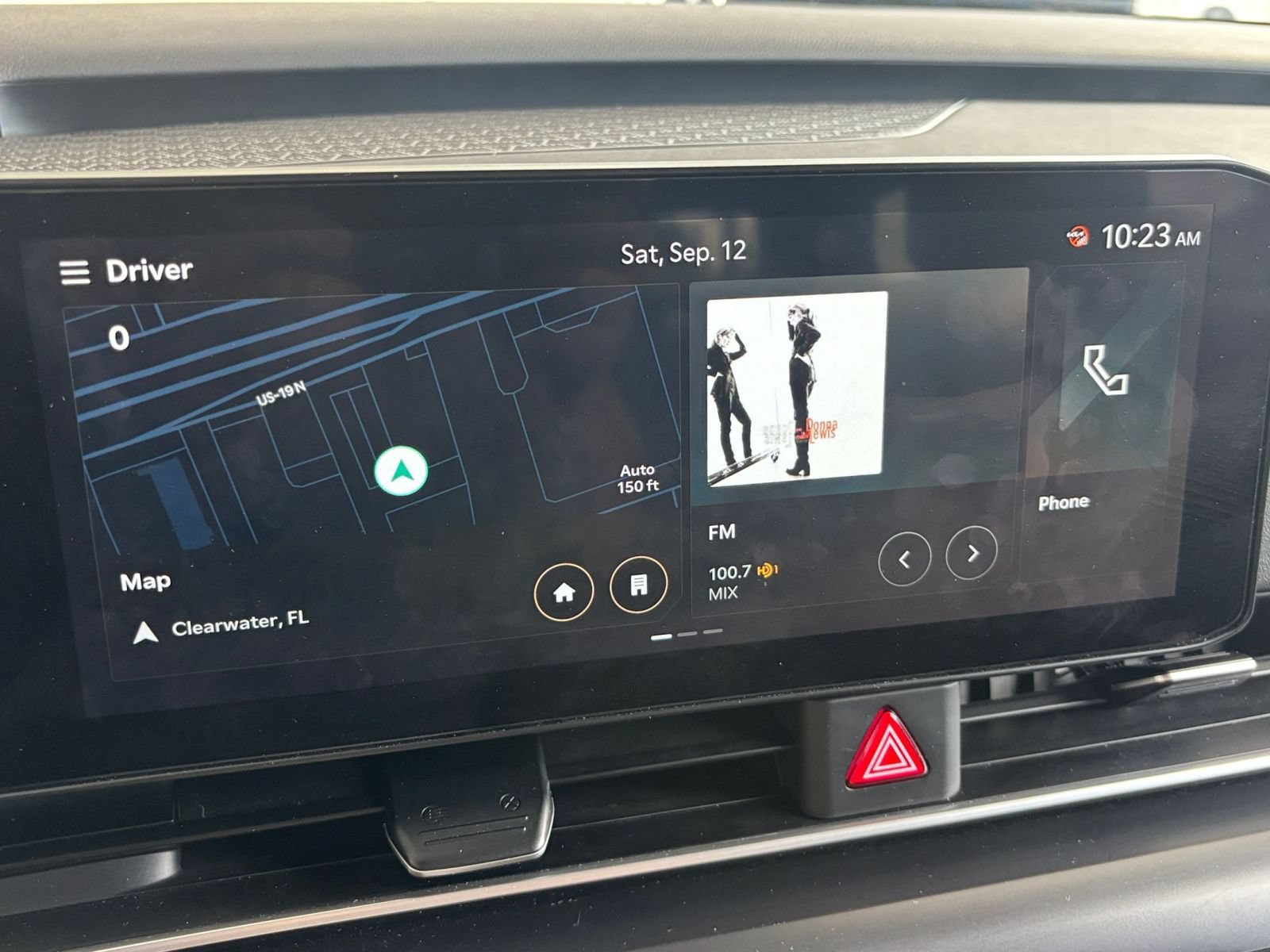 Used 2026 Kia Carnival FWD image 20