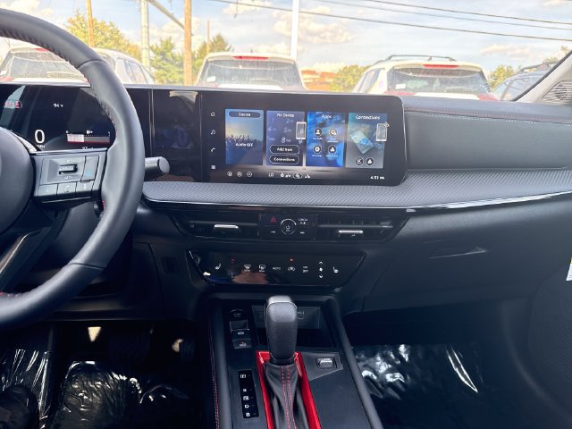 New 2027 Nissan Kicks SR w/ SR Premium Package AWD/4WD image 20