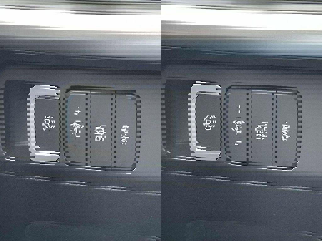 New 2026 Hyundai Santa Fe SE image 35