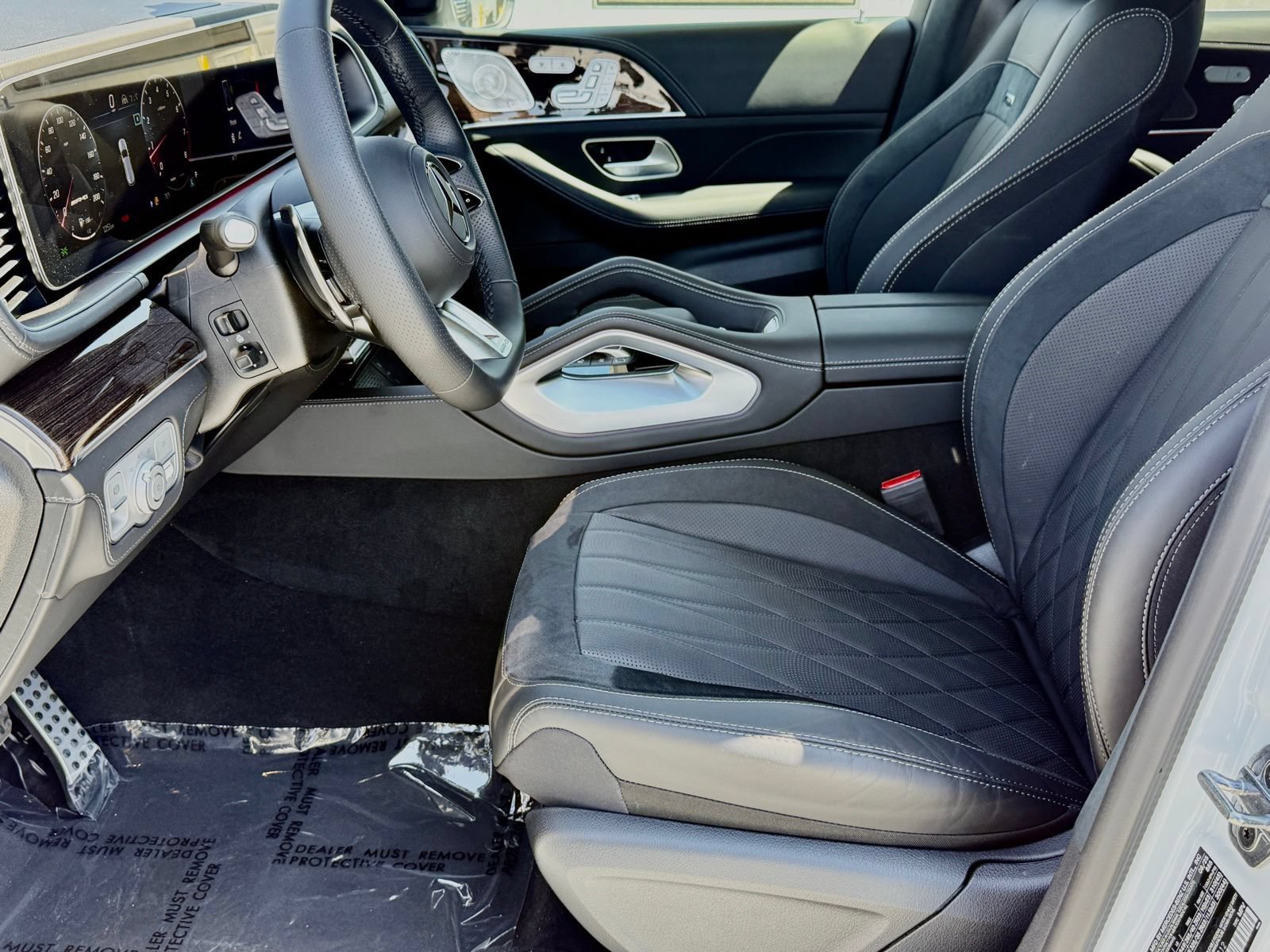 New 2026 Mercedes-Benz GLS 63 AMG 4MATIC image 19