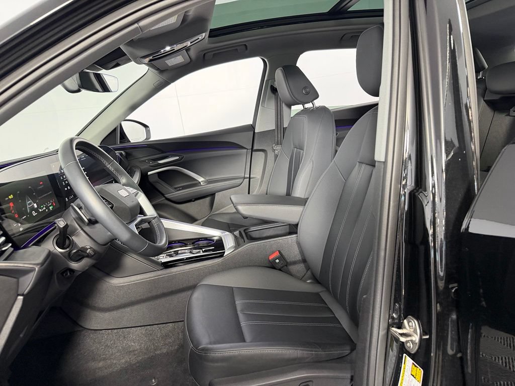 Used 2025 Audi Q5 Premium w/ Convenience Package AWD/4WD image 22