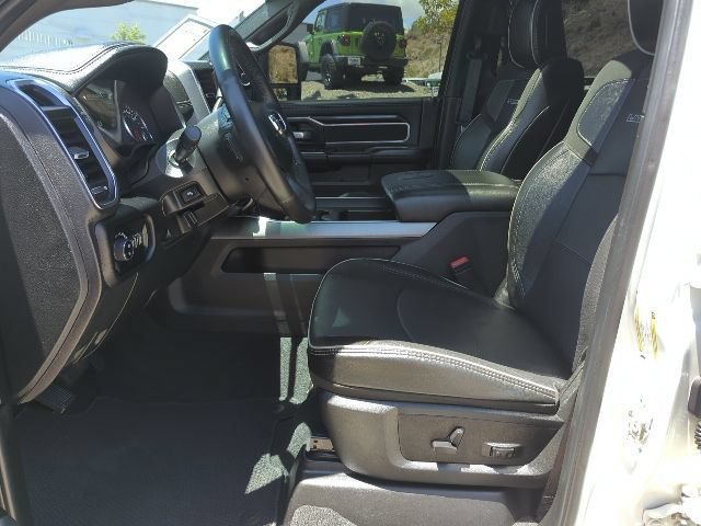 Used 2024 RAM 3500 Laramie w/ Night Edition AWD/4WD image 17
