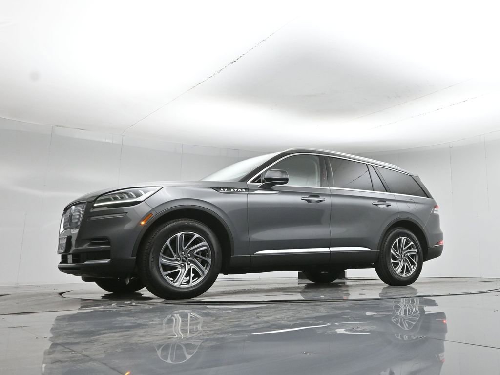Used 2023 Lincoln Aviator Standard image 49