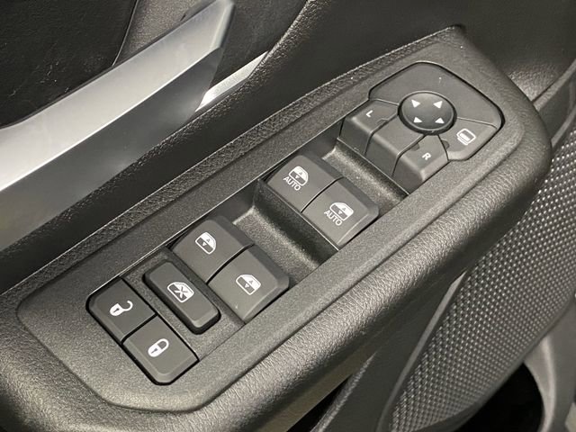 New 2026 RAM 1500 4x4 Crew Cab image 34