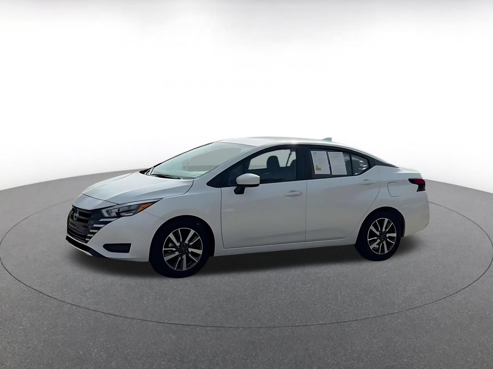 Used 2025 Nissan Versa SV FWD image 6