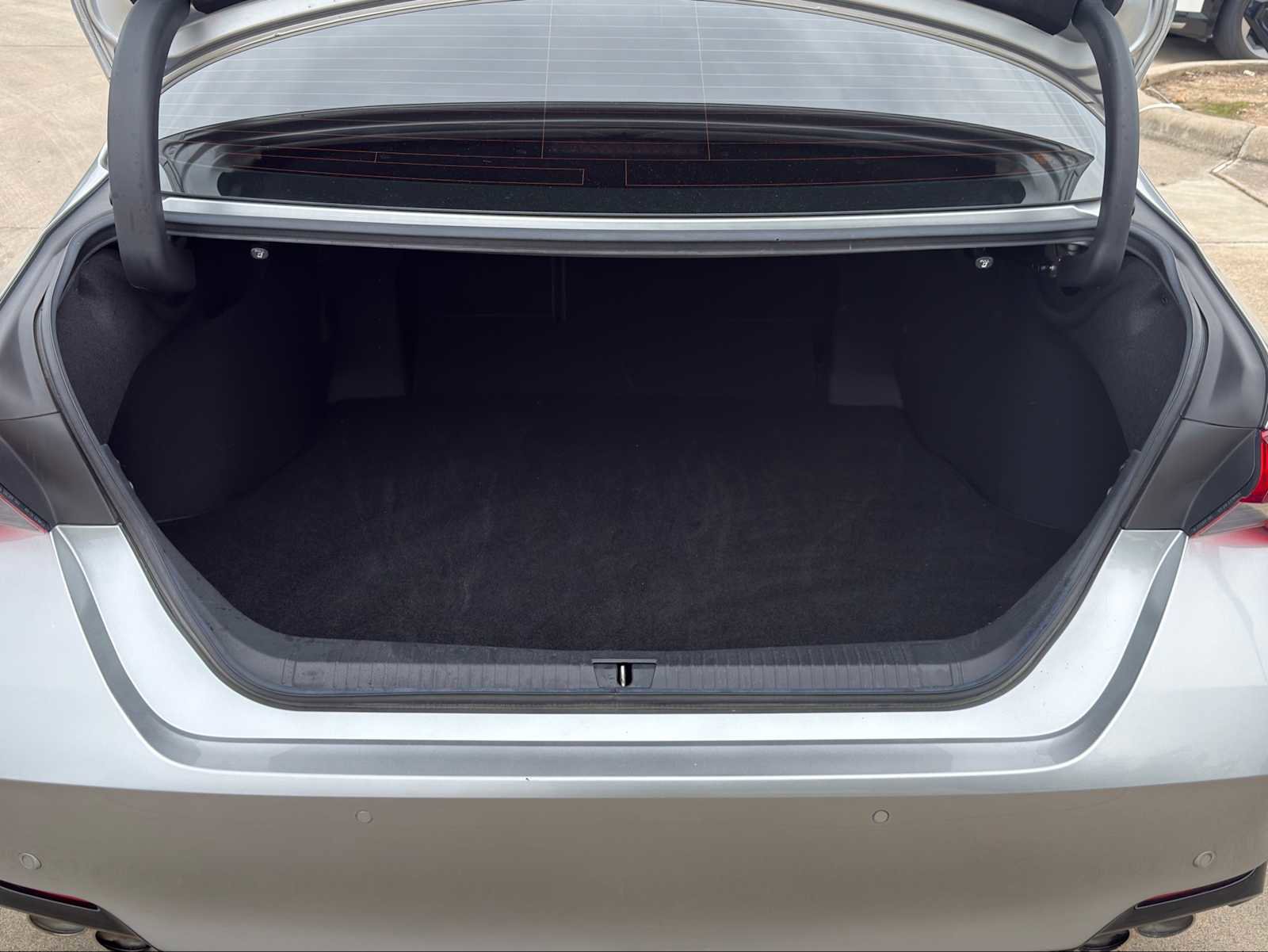 Used 2019 Toyota Avalon Touring w/ Advanced Safety Package FWD image 7