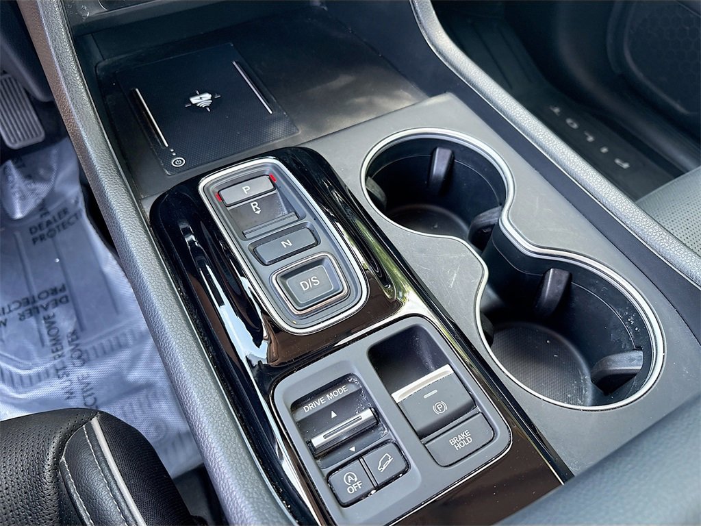 Used 2024 Honda Pilot Elite image 17