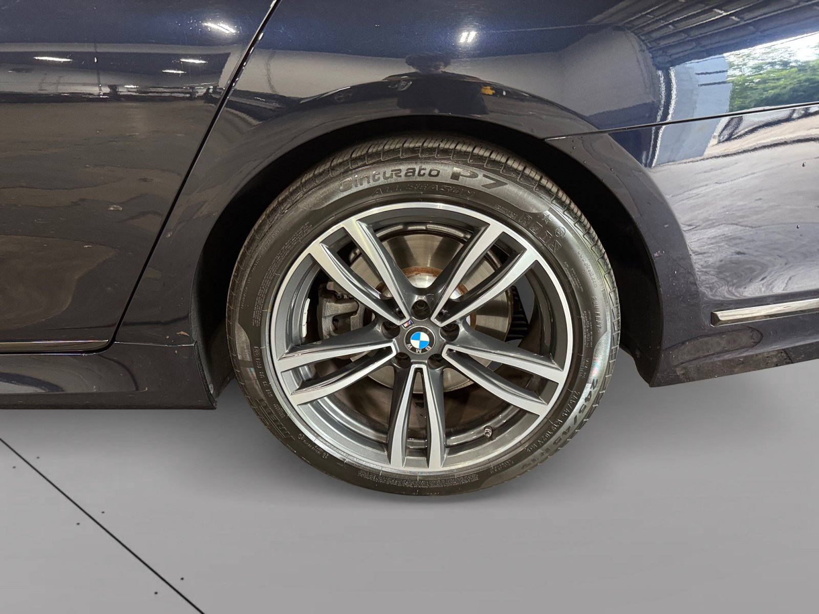 Used 2022 BMW 740i xDrive w/ M Sport Package AWD/4WD image 15