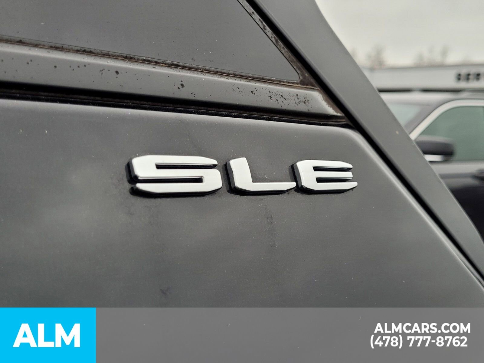 Used 2022 GMC Terrain SLE w/ Driver Convenience Package image 9