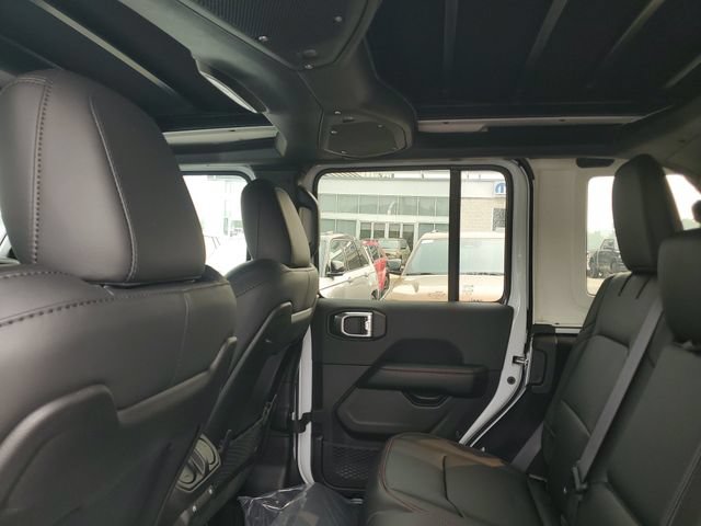 New 2026 Jeep Wrangler Unlimited Rubicon w/ Safety Group AWD/4WD image 8