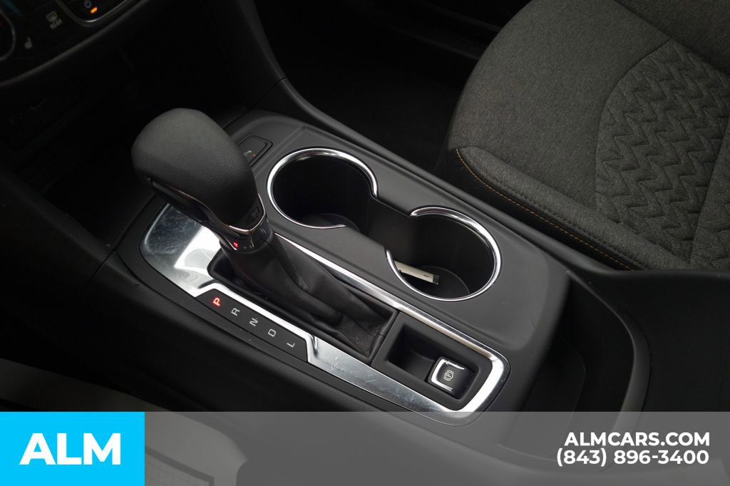 Used 2024 Chevrolet Equinox LT FWD image 26
