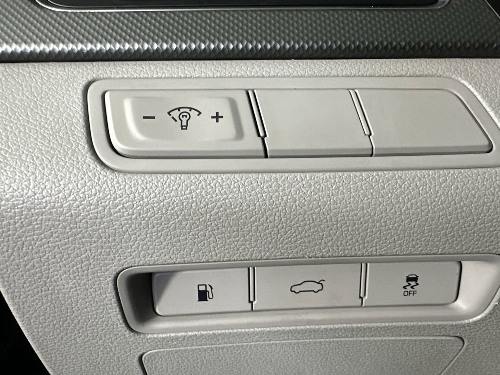 Used 2016 Hyundai Sonata SE FWD image 18