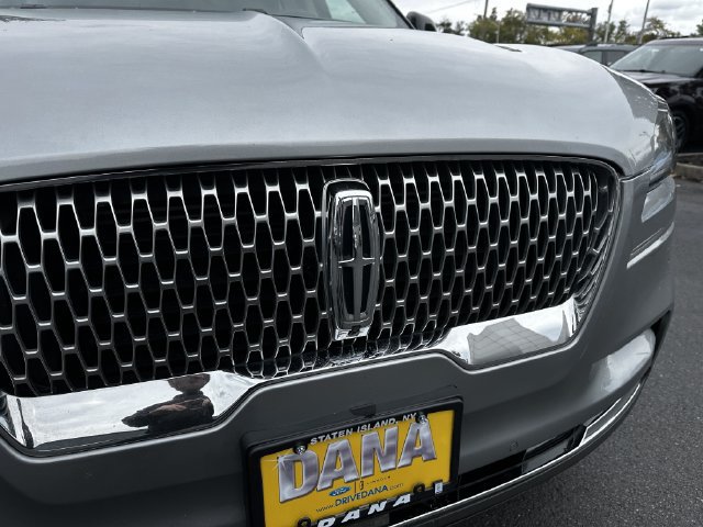 Certified 2023 Lincoln Aviator Reserve w/ Elements Package Plus AWD/4WD image 10