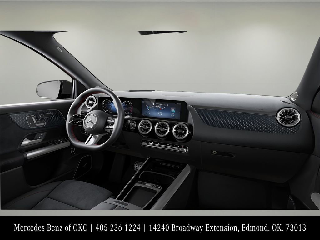 Used 2025 Mercedes-Benz GLA 250 4MATIC image 4