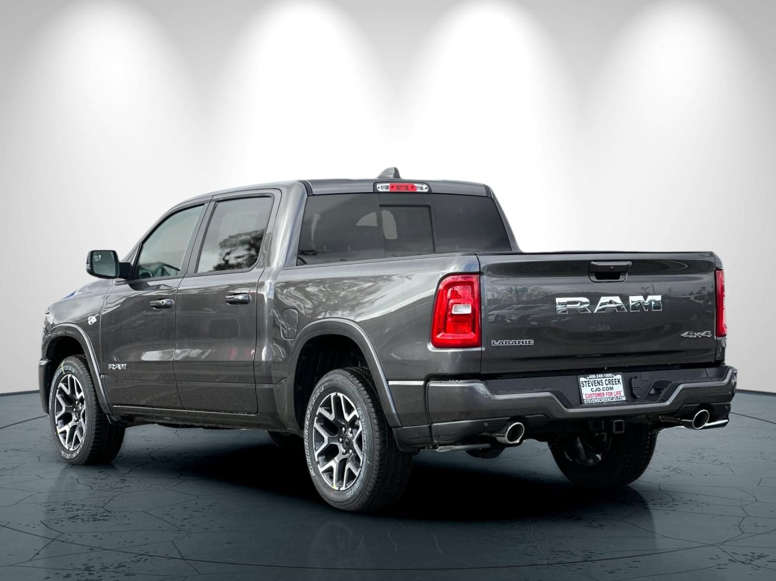 New 2026 RAM 1500 Laramie AWD/4WD image 6