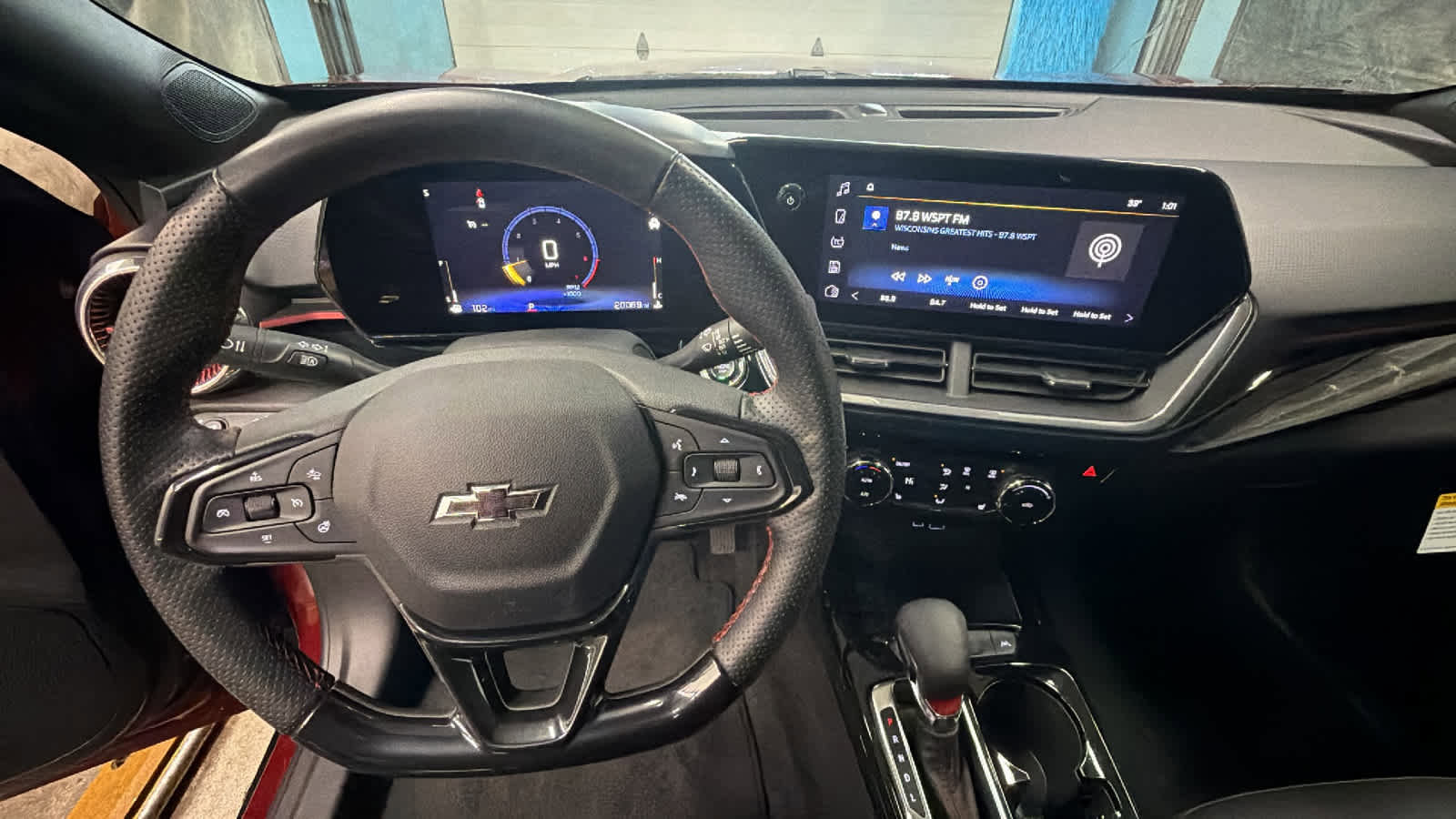 Certified 2024 Chevrolet Trax RS w/ Driver Confidence Package image 10