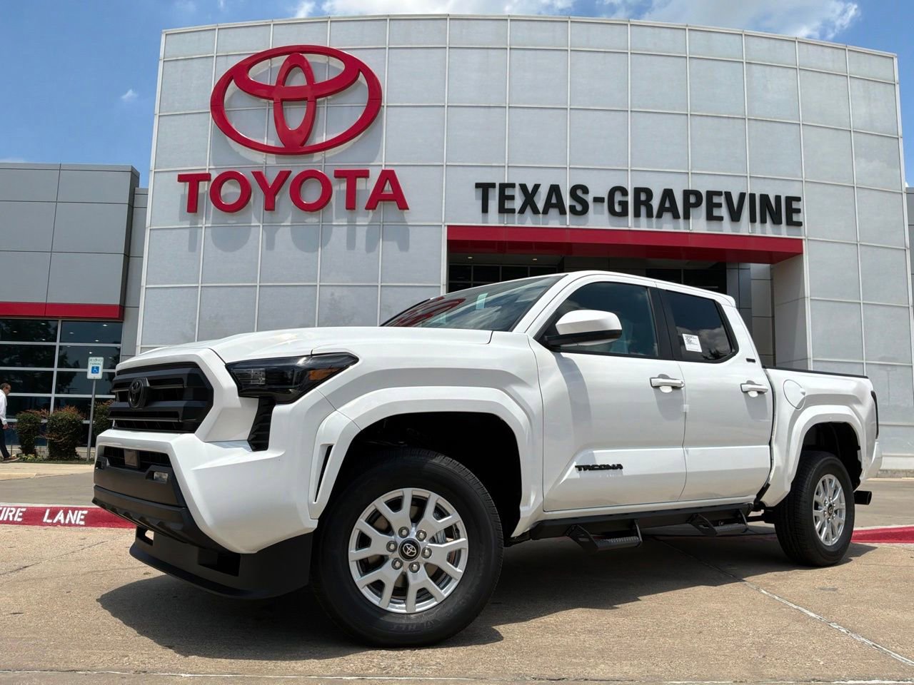 New 2026 Toyota Tacoma SR5 AWD/4WD image 2