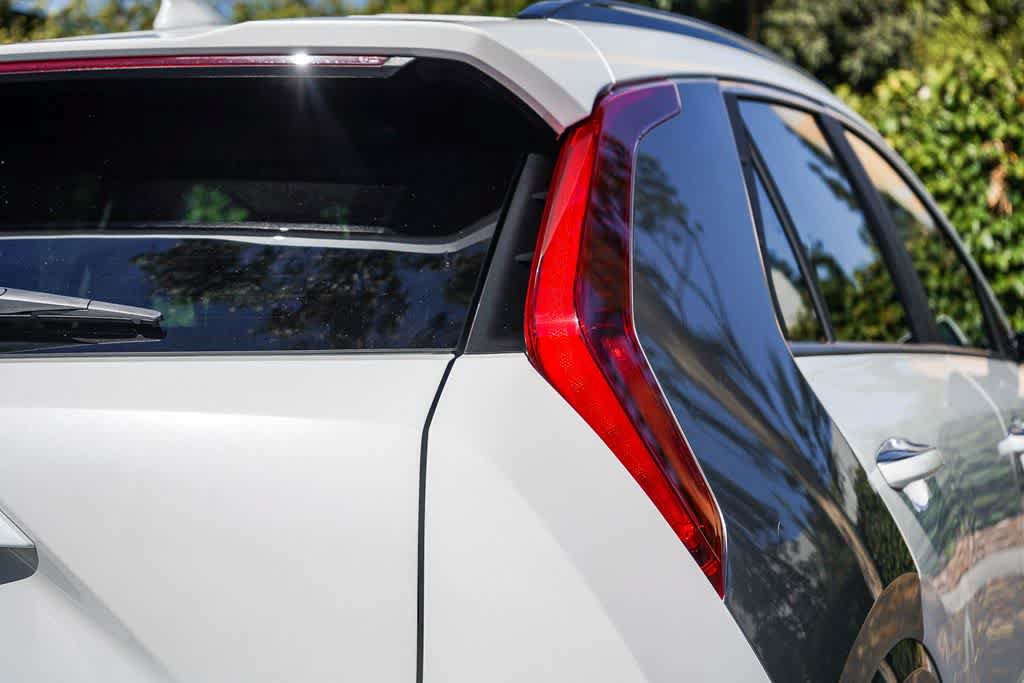 Used 2024 Kia Niro Wave w/ Wave Preserve Package FWD image 7