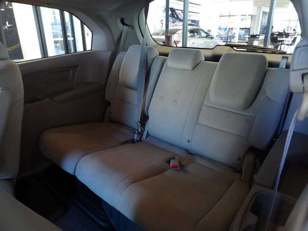 Used 2013 Honda Odyssey LX image 23