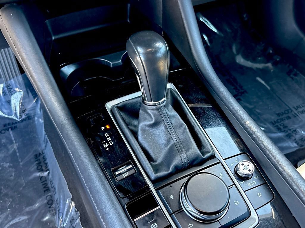 Used 2024 MAZDA MAZDA3 s FWD image 15