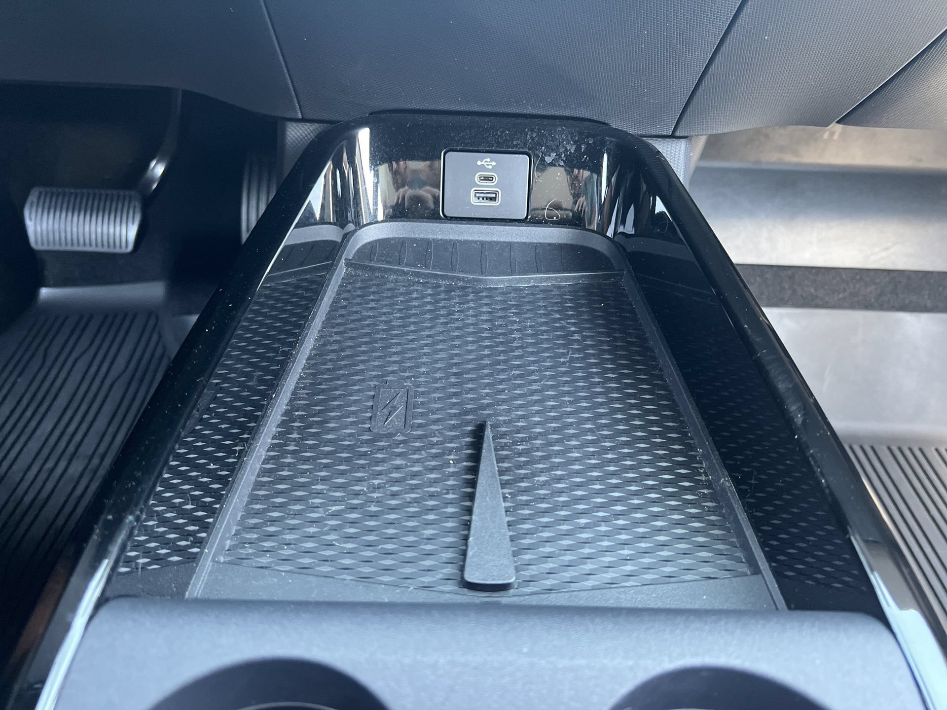 Certified 2025 Ford Mustang Mach-E Premium RWD image 7