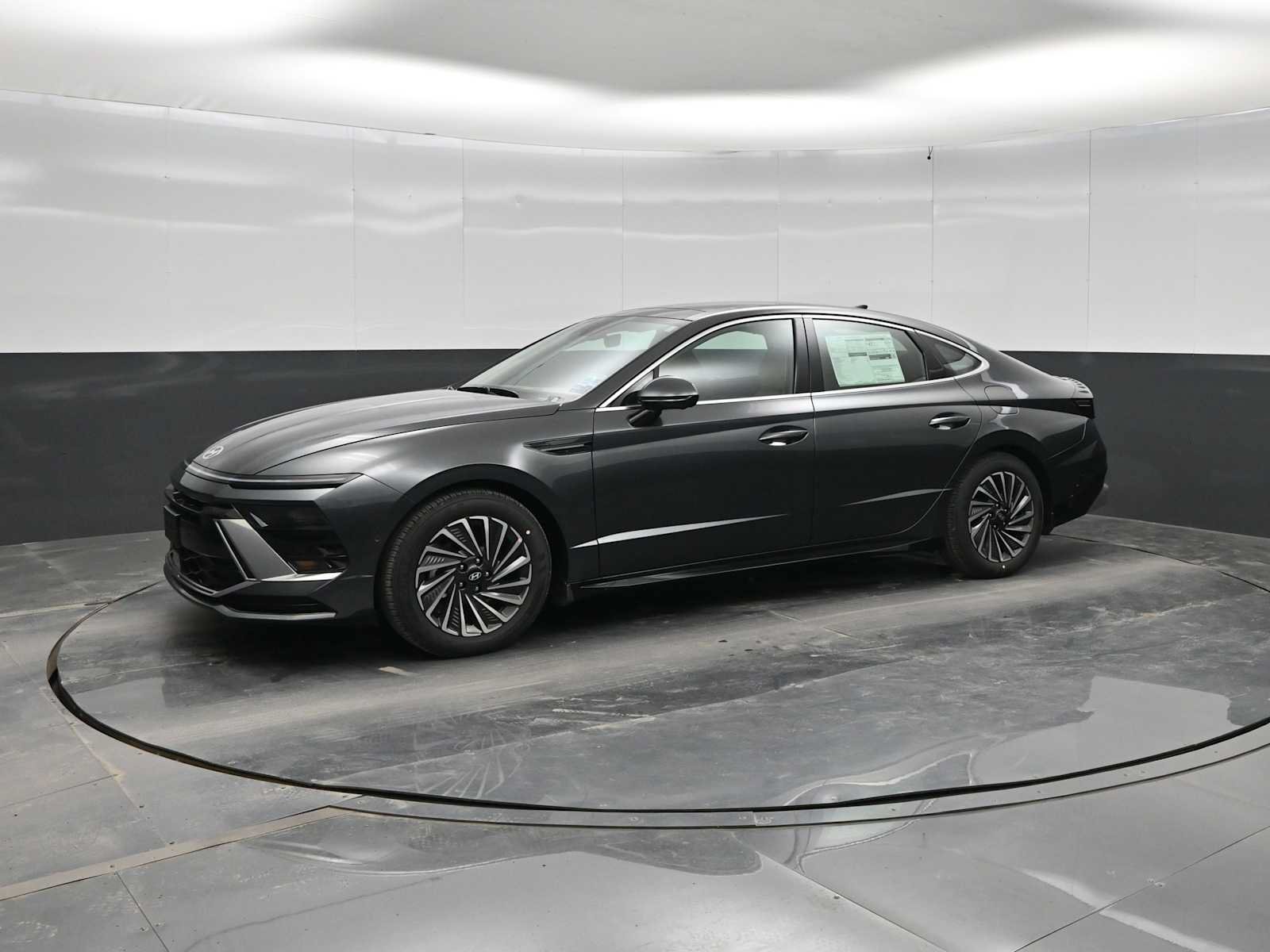 New 2026 Hyundai Sonata Limited FWD image 1
