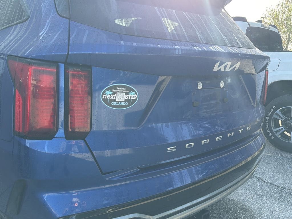 Certified 2022 Kia Sorento S FWD image 7