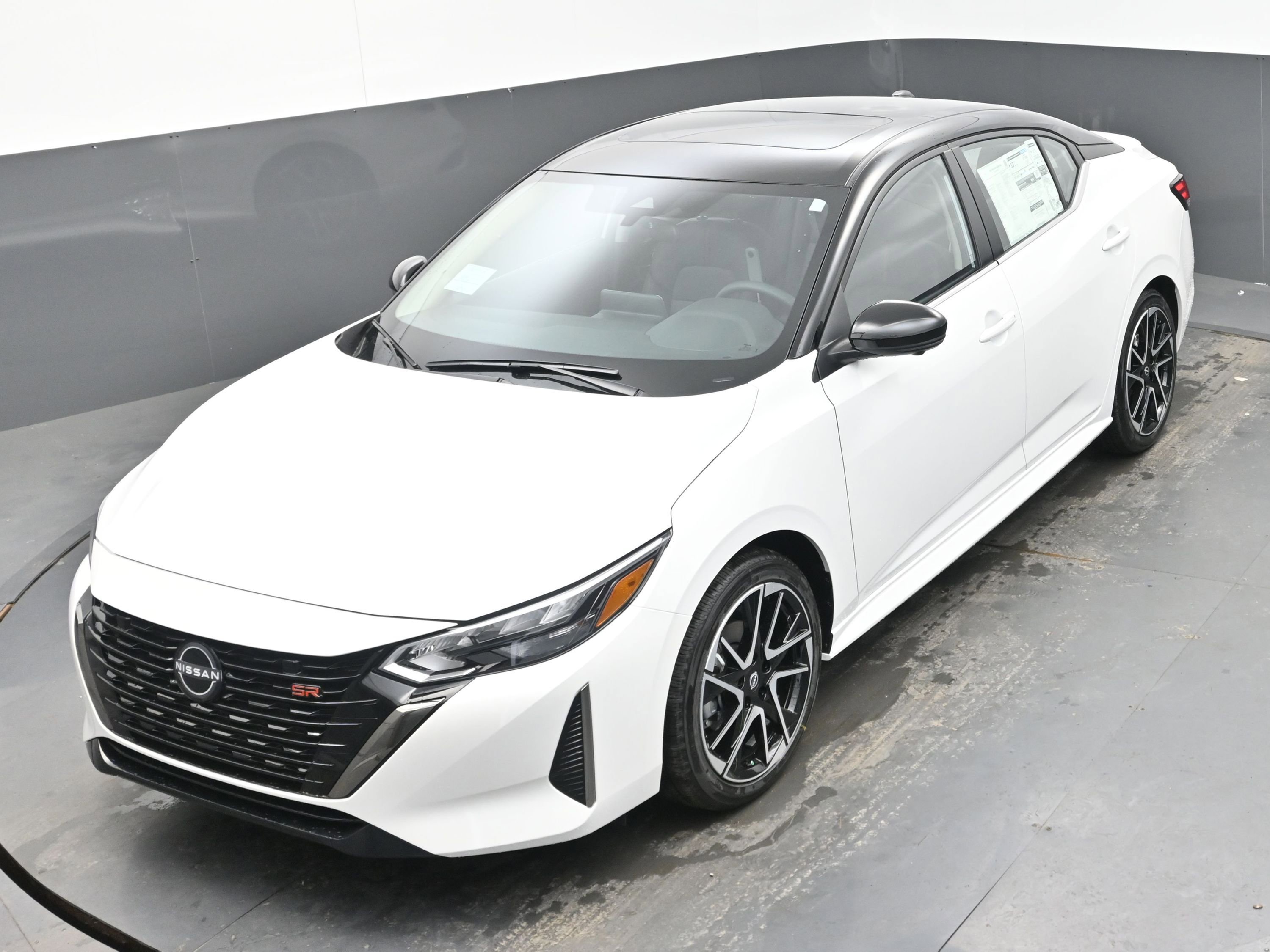 New 2025 Nissan Sentra SR w/ SR Premium Package image 32