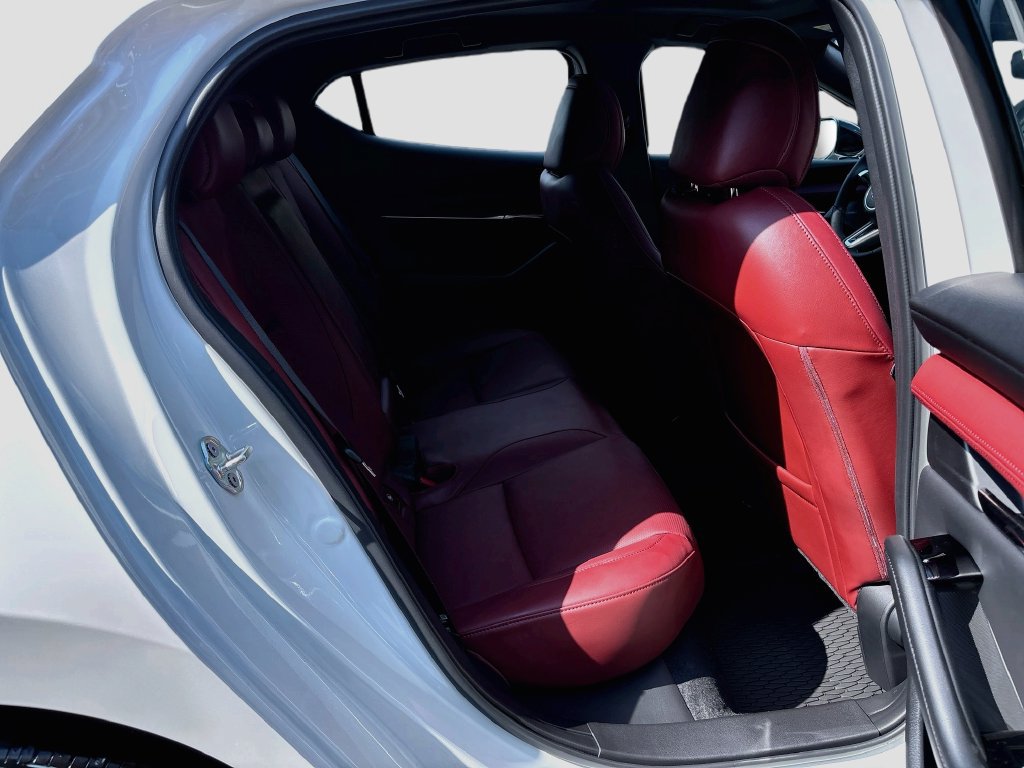 Used 2026 MAZDA MAZDA3 Hatchback w/ Appearance Package AWD/4WD image 28