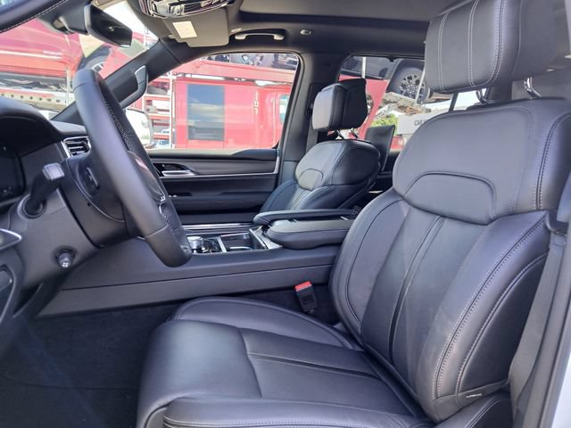 New 2026 Jeep Grand Wagoneer L Summit w/ Rear Seat Video Group I AWD/4WD image 10