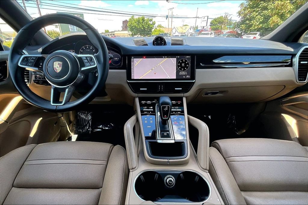 Used 2019 Porsche Cayenne AWD/4WD image 15