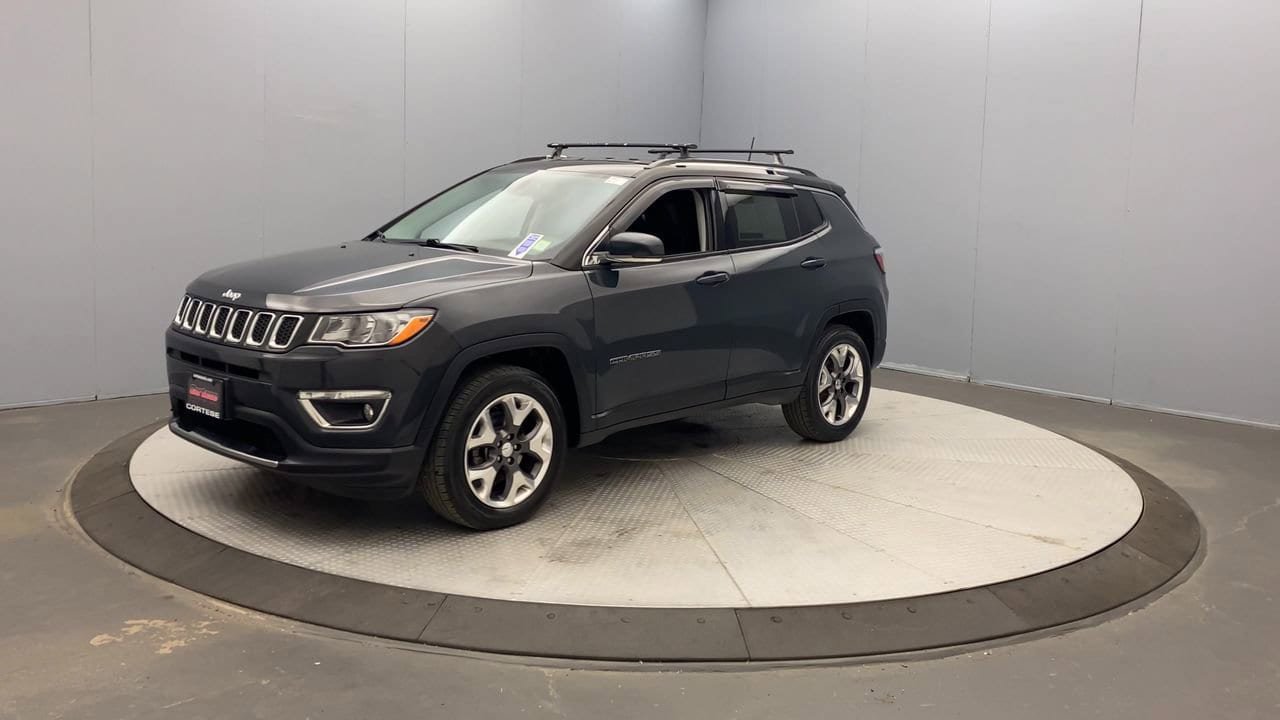 Used 2018 Jeep Compass Limited w/ Navigation Group AWD/4WD image 9