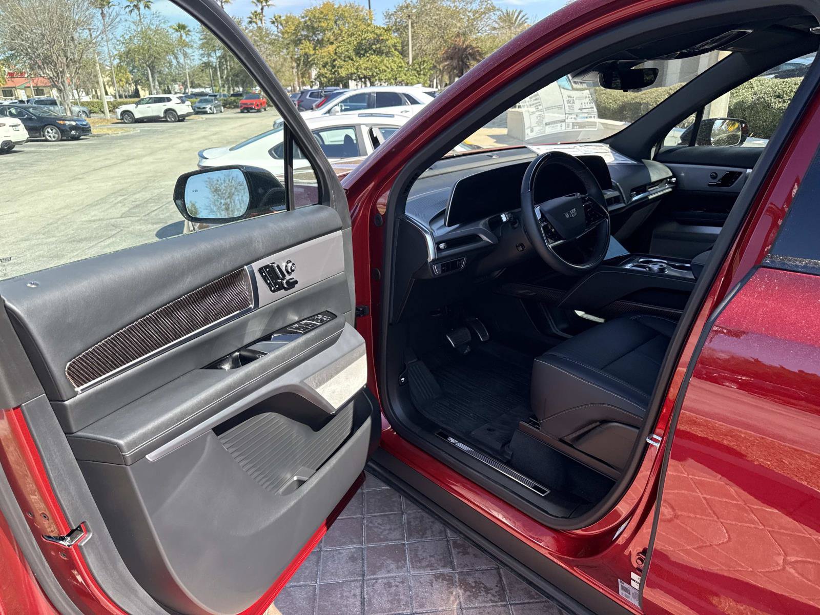 New 2026 Cadillac Vistiq Sport w/ LPO, Floor Liner Package AWD/4WD image 18