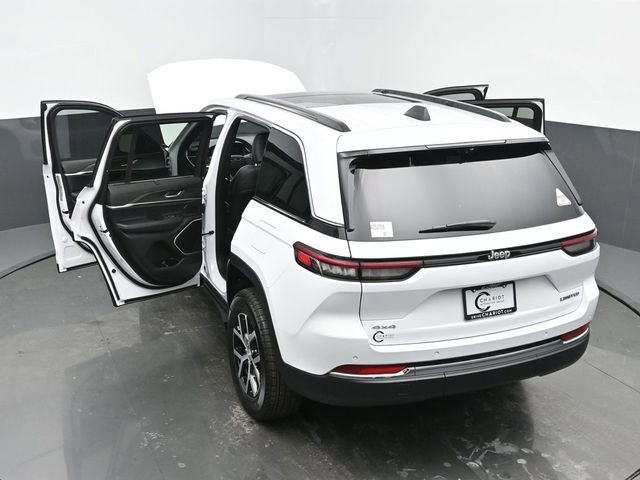New 2025 Jeep Grand Cherokee Limited w/ Luxury Tech Group II image 64