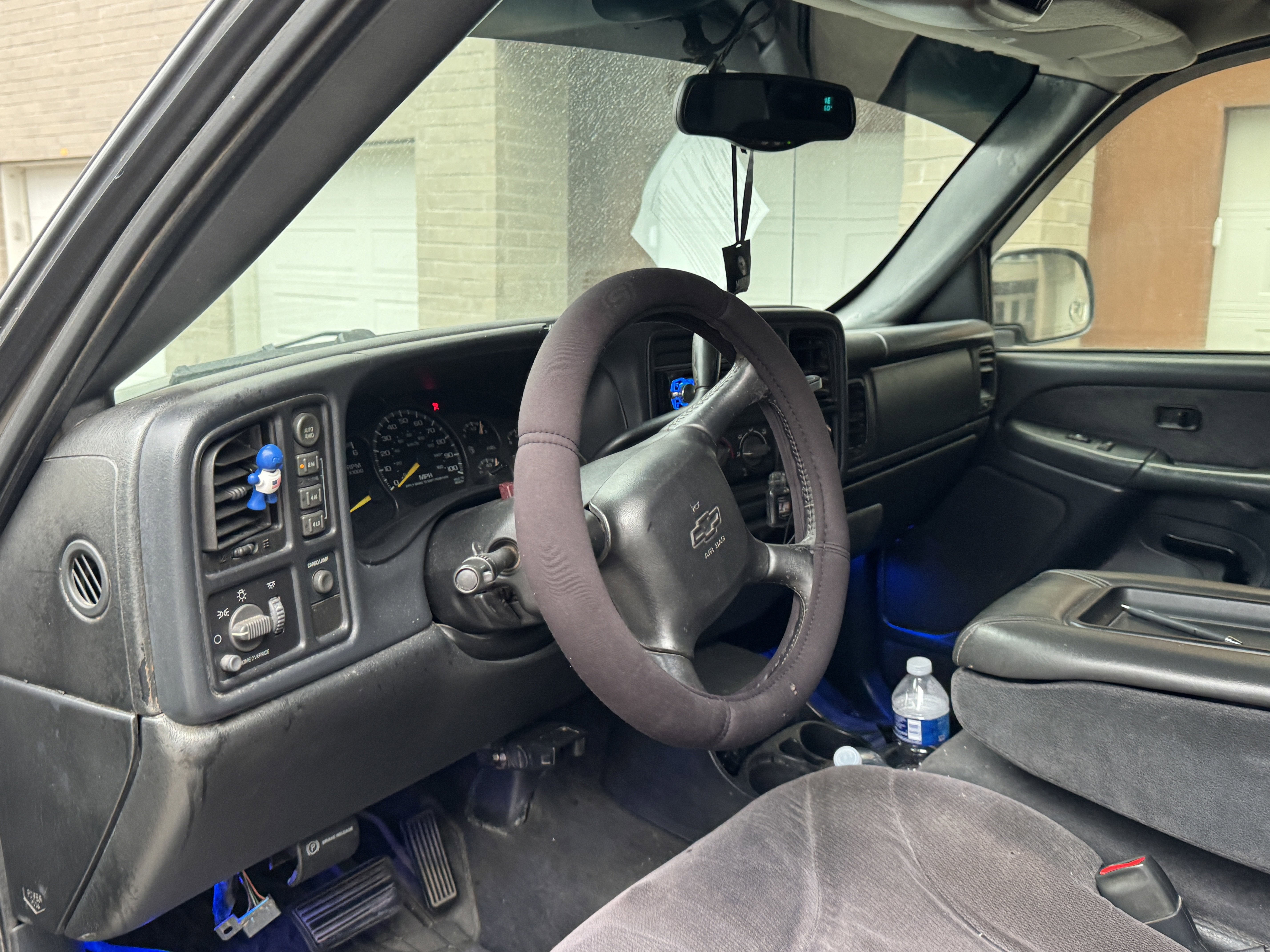 Used 2001 Chevrolet Silverado 2500 LS w/ Firm Ride Suspension Pkg image 13