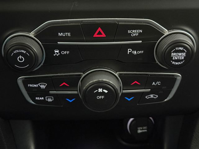 Used 2023 Dodge Charger SXT RWD image 16