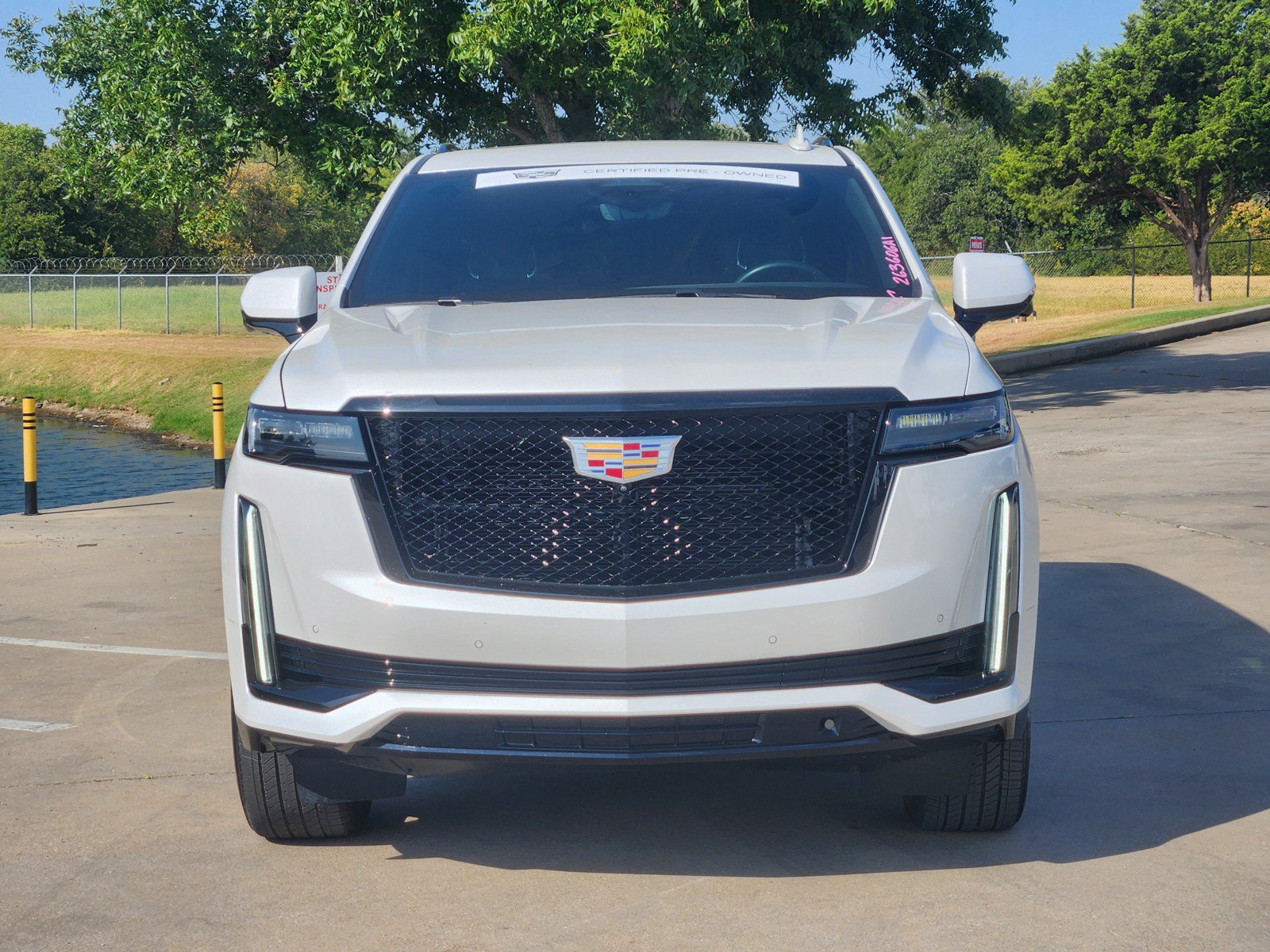 Certified 2024 Cadillac Escalade Sport w/ Touring Package AWD/4WD image 34