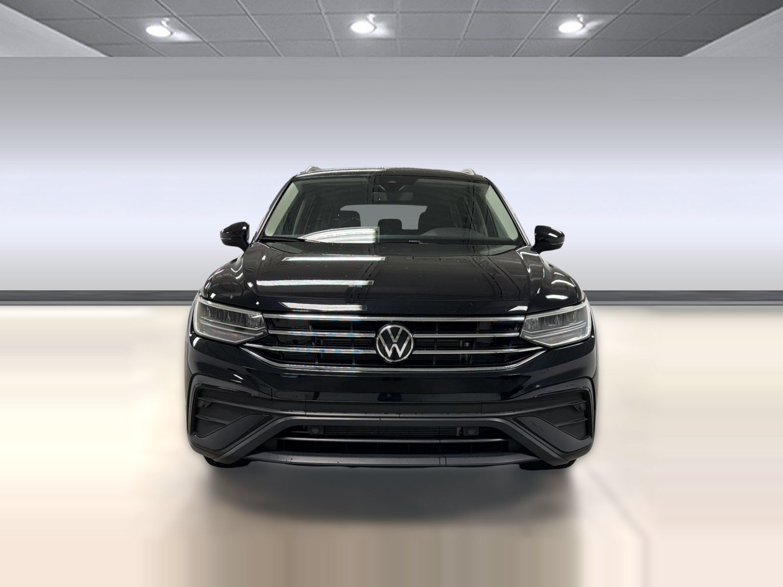 Used 2024 Volkswagen Tiguan SE FWD image 6