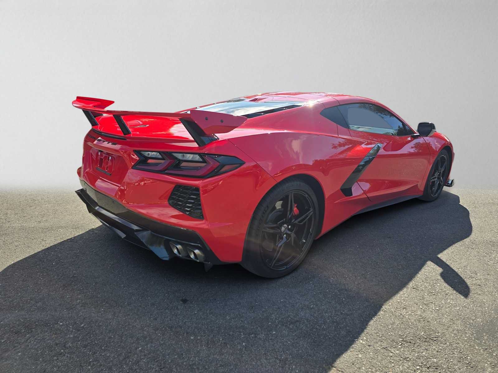 Used 2021 Chevrolet Corvette Stingray Preferred Cpe w/ Z51 Performance Package RWD image 3
